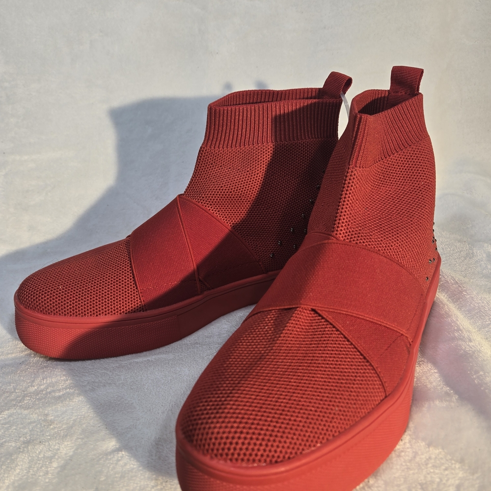 Marc Ecko Red Women's Athletic High-Tops